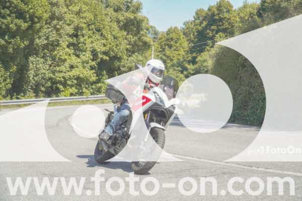 <h1 class="product-title">thumb_FF107100</h1>