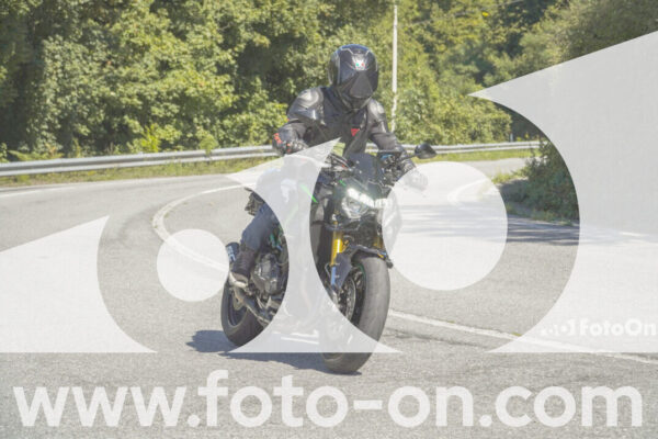 <h1 class="product-title">thumb_FF107114-1</h1>