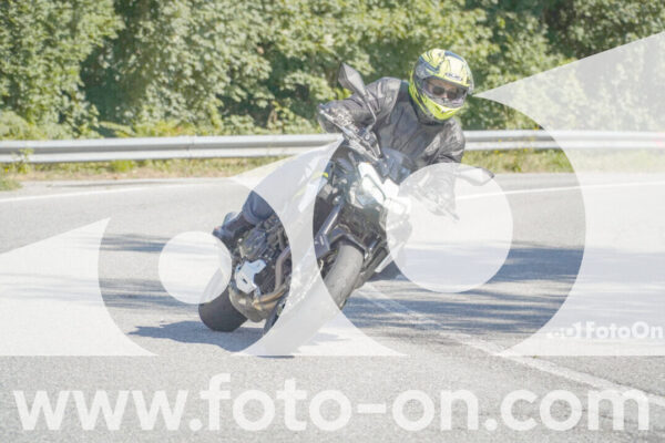 <h1 class="product-title">thumb_FF107114</h1>