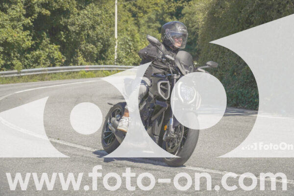 <h1 class="product-title">thumb_FF107149</h1>