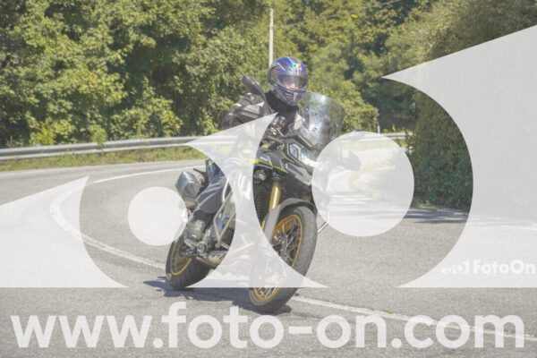 <h1 class="product-title">thumb_FF107174</h1>