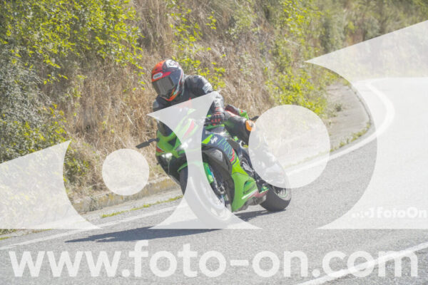 <h1 class="product-title">thumb_FF107177</h1>