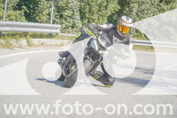 <h1 class="product-title">thumb_FF107201</h1>