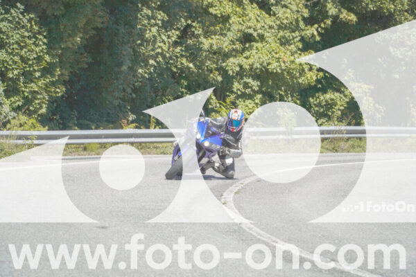 <h1 class="product-title">thumb_FF107219-1</h1>