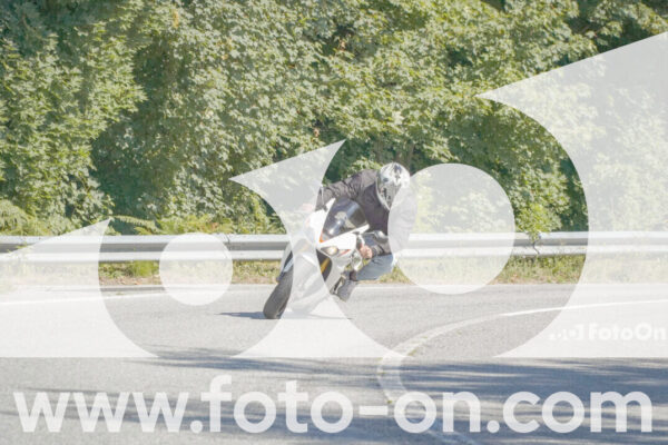 <h1 class="product-title">thumb_FF107238</h1>