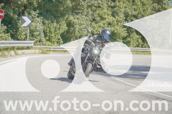 <h1 class="product-title">thumb_FF107289</h1>