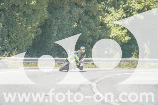 <h1 class="product-title">thumb_FF107463</h1>
