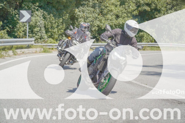 <h1 class="product-title">thumb_FF107508</h1>