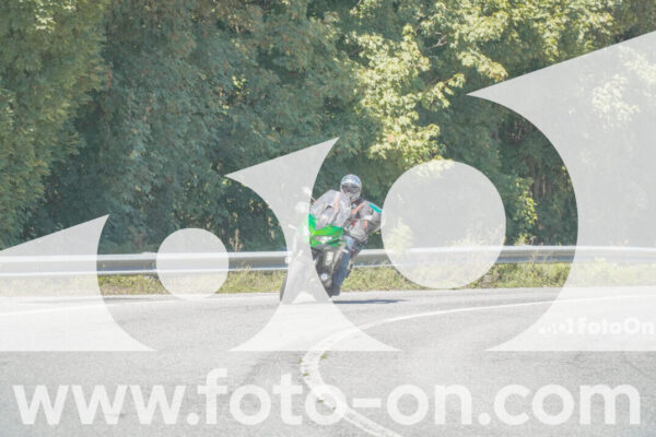 <h1 class="product-title">thumb_FF107513</h1>