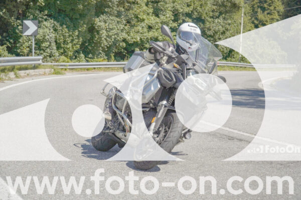 <h1 class="product-title">thumb_FF107514</h1>