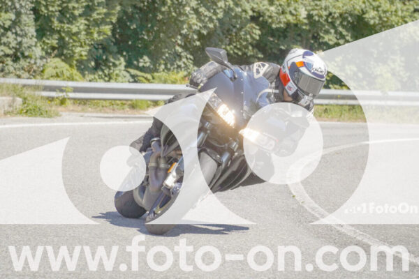 <h1 class="product-title">thumb_FF107558</h1>