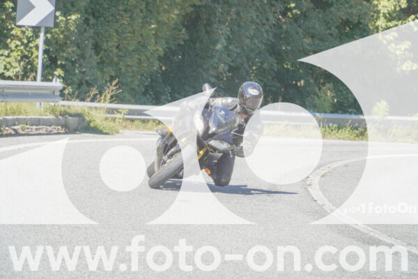 <h1 class="product-title">thumb_FF107560</h1>