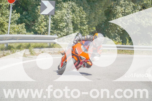 <h1 class="product-title">thumb_FF107637</h1>