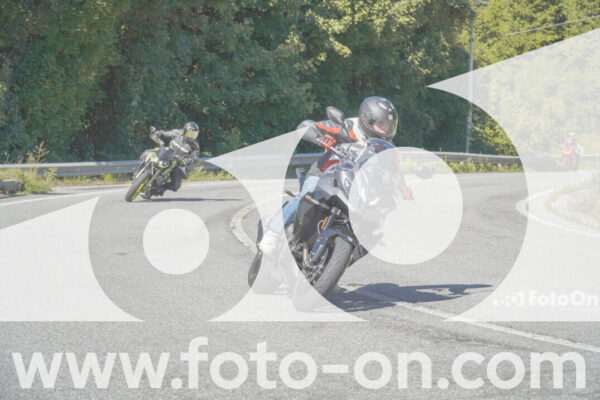 <h1 class="product-title">thumb_FF107744-1</h1>