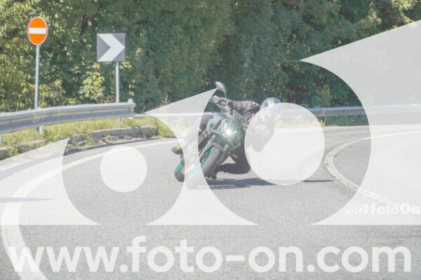 <h1 class="product-title">thumb_FF107762-1</h1>