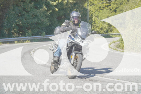 <h1 class="product-title">thumb_FF107795</h1>