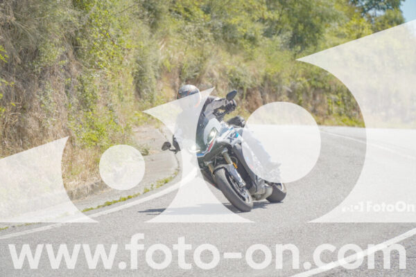 <h1 class="product-title">thumb_FF107805</h1>