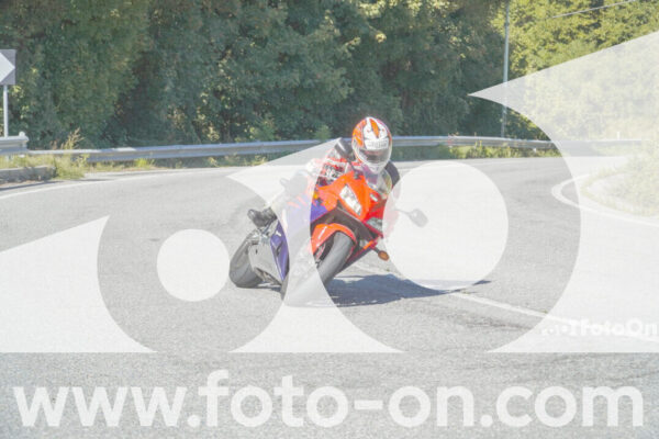 <h1 class="product-title">thumb_FF107819</h1>