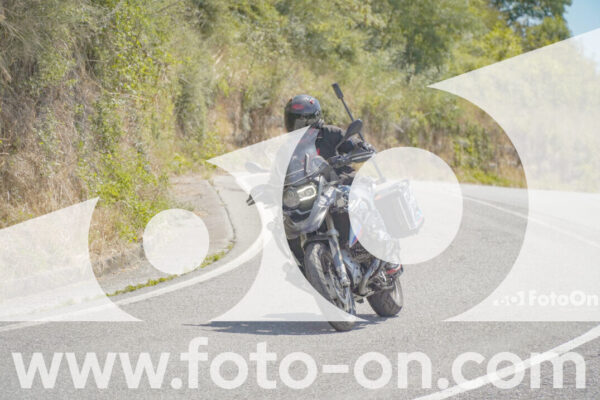 <h1 class="product-title">thumb_FF107846</h1>