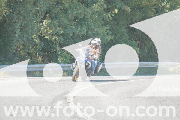 <h1 class="product-title">thumb_FF107872</h1>
