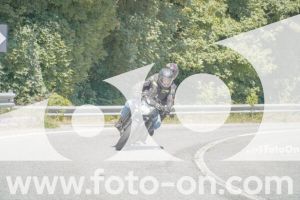 <h1 class="product-title">thumb_FF107877</h1>