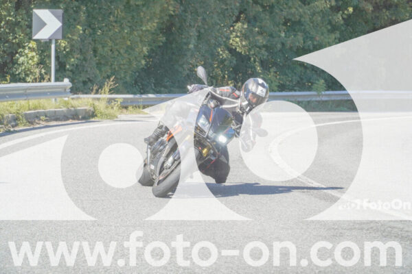 <h1 class="product-title">thumb_FF107878-1</h1>