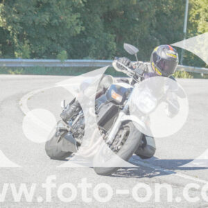 thumb_FF107884-1