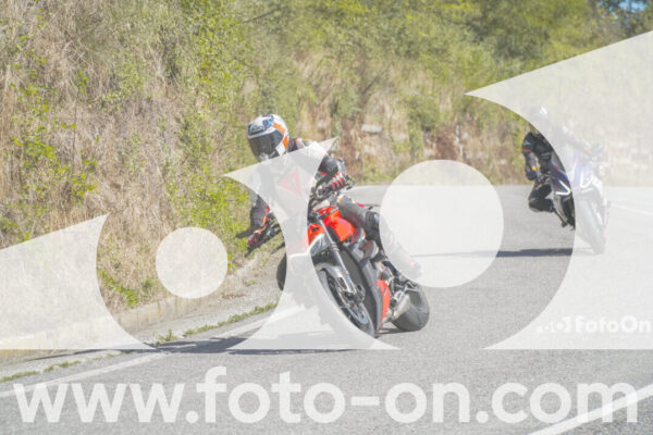 <h1 class="product-title">thumb_FF107897</h1>