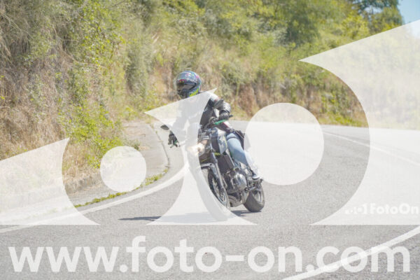 <h1 class="product-title">thumb_FF107900</h1>
