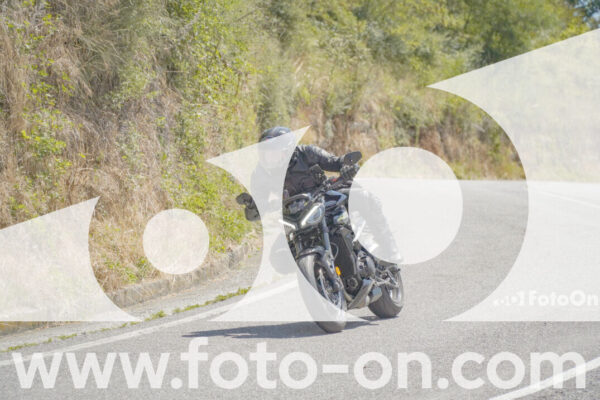 <h1 class="product-title">thumb_FF107909</h1>