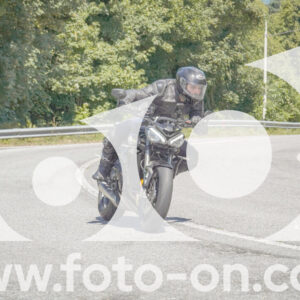 thumb_FF107914