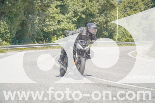 <h1 class="product-title">thumb_FF107914</h1>