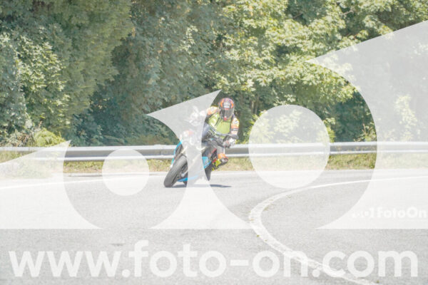 <h1 class="product-title">thumb_FF107925</h1>