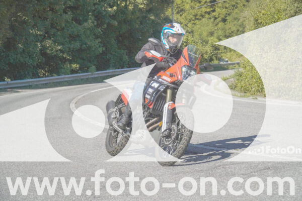 <h1 class="product-title">thumb_FF107932-1</h1>