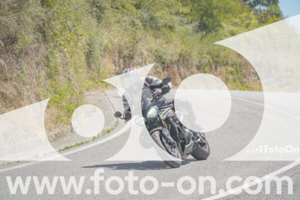 <h1 class="product-title">thumb_FF107948</h1>