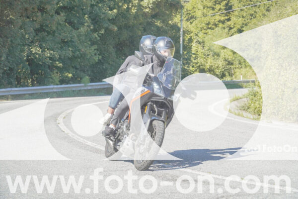 <h1 class="product-title">thumb_FF107954-1</h1>