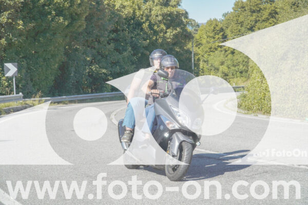 <h1 class="product-title">thumb_FF107955</h1>
