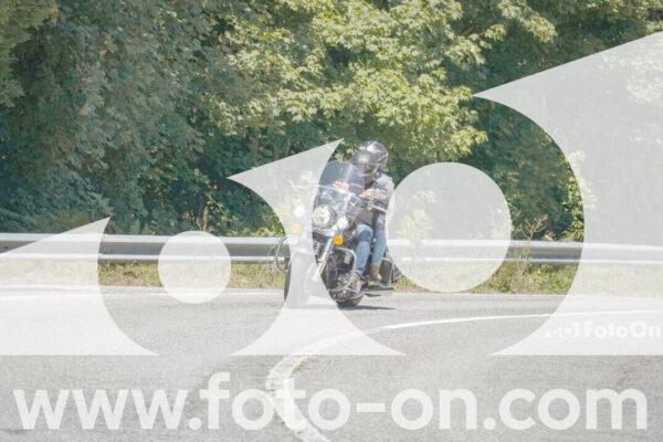 <h1 class="product-title">thumb_FF107972</h1>