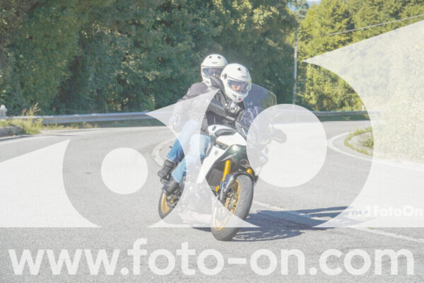 <h1 class="product-title">thumb_FF107986</h1>