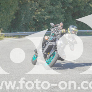 thumb_FF108000