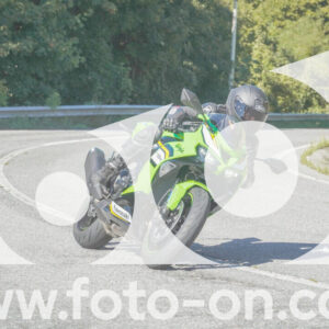 thumb_FF108009-1
