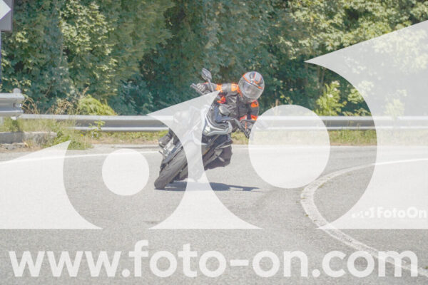 <h1 class="product-title">thumb_FF108015</h1>