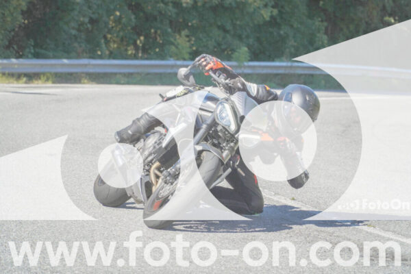 <h1 class="product-title">thumb_FF108053-1</h1>