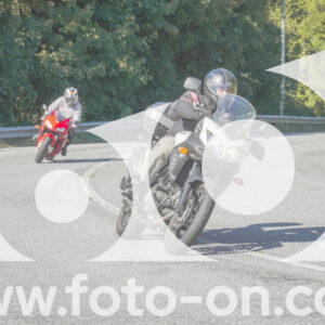 thumb_FF108083-1