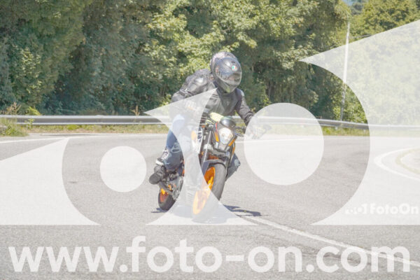 <h1 class="product-title">thumb_FF108111</h1>