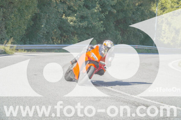 <h1 class="product-title">thumb_FF108113</h1>