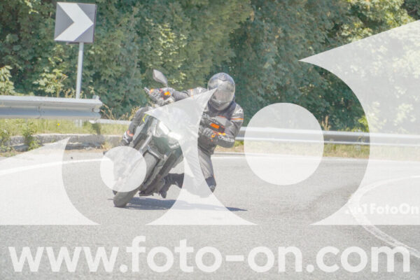 <h1 class="product-title">thumb_FF108119</h1>