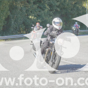 thumb_FF108130-1
