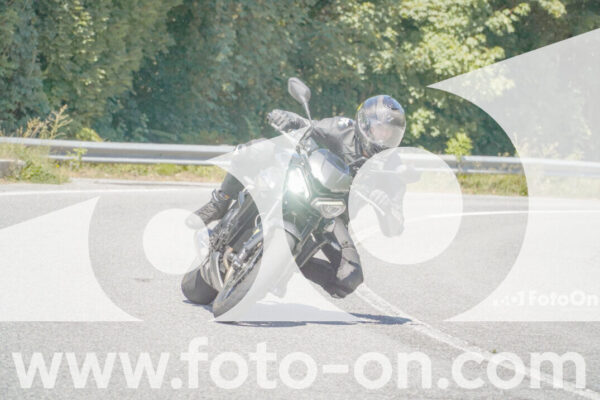 <h1 class="product-title">thumb_FF108147</h1>