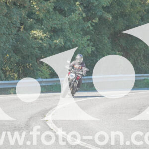 thumb_FF108169-1